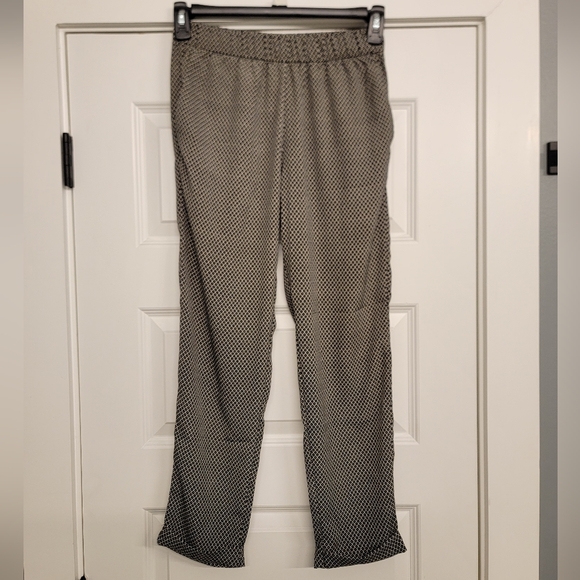 H&M Black and White Aztec Patterned Pull Up Trouser Pants - Picture 1 of 6